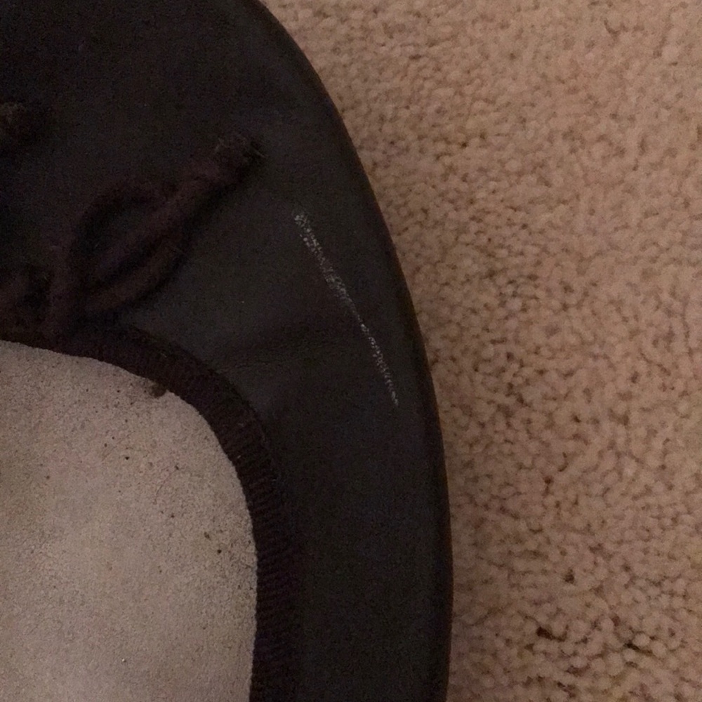 Flats - Picture 2 of 4